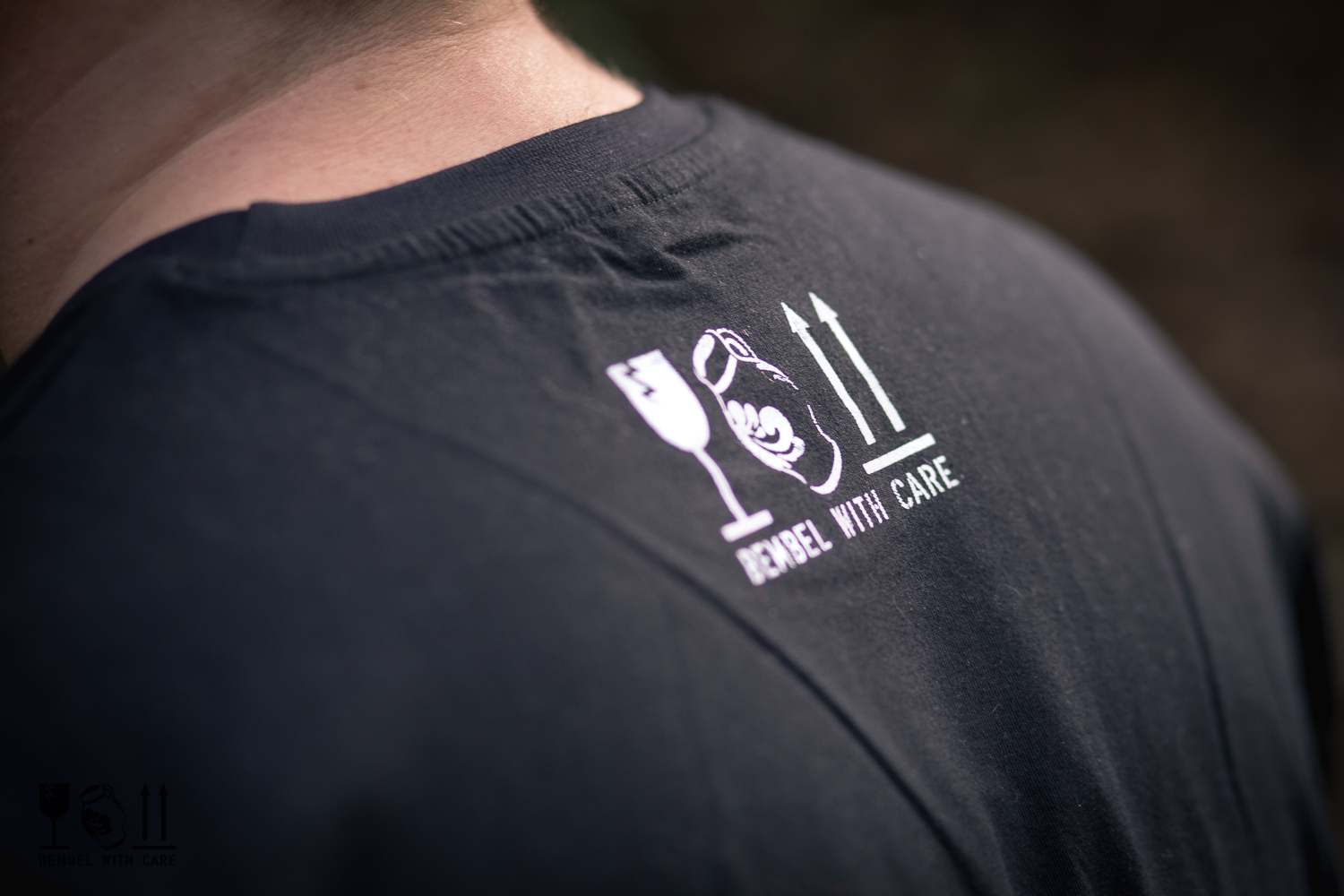 BEMBEL-WITH-CARE T-Shirt BEM|BEL Detail Nacken-Aufdruck, Apfelwein, Cider