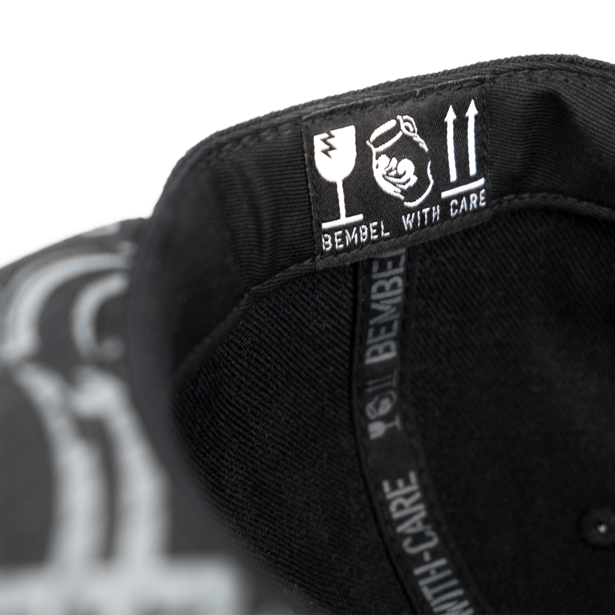 BEMBEL-WITH-CARE Snapback Detail Hutband mit Label, Apfelwein, Cider